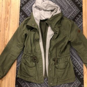 Roxy zip-up jacket 🧥